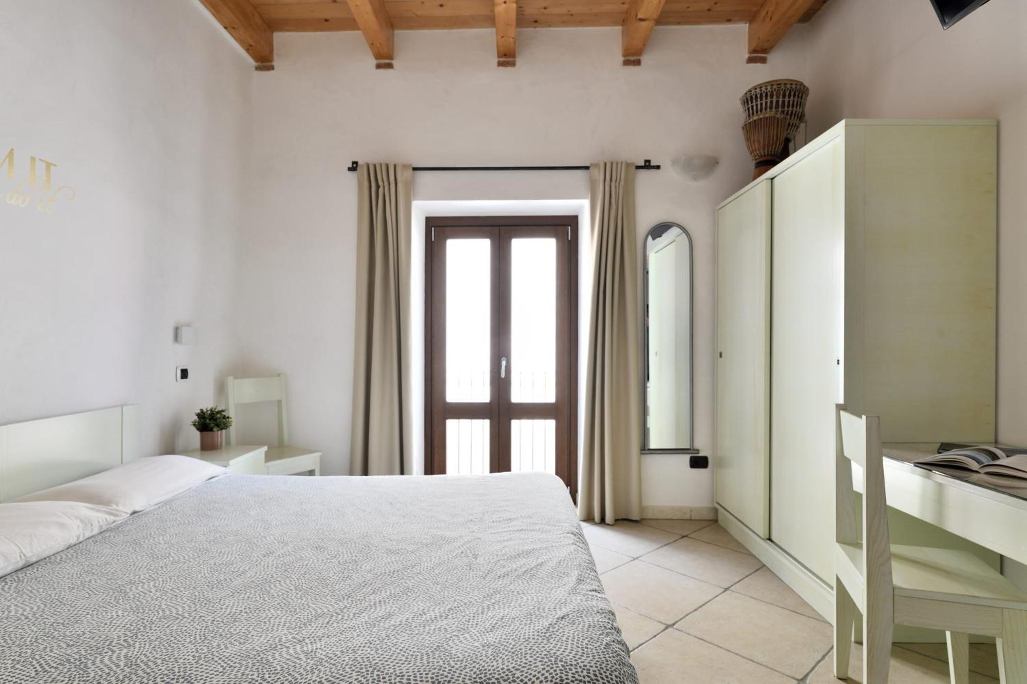 Al Vicoletto - Genuine Hospitality Bed & Breakfast Tortoli Ngoại thất bức ảnh
